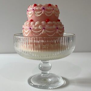 Jessica Simpson "Let Them Eat Cake" Candle